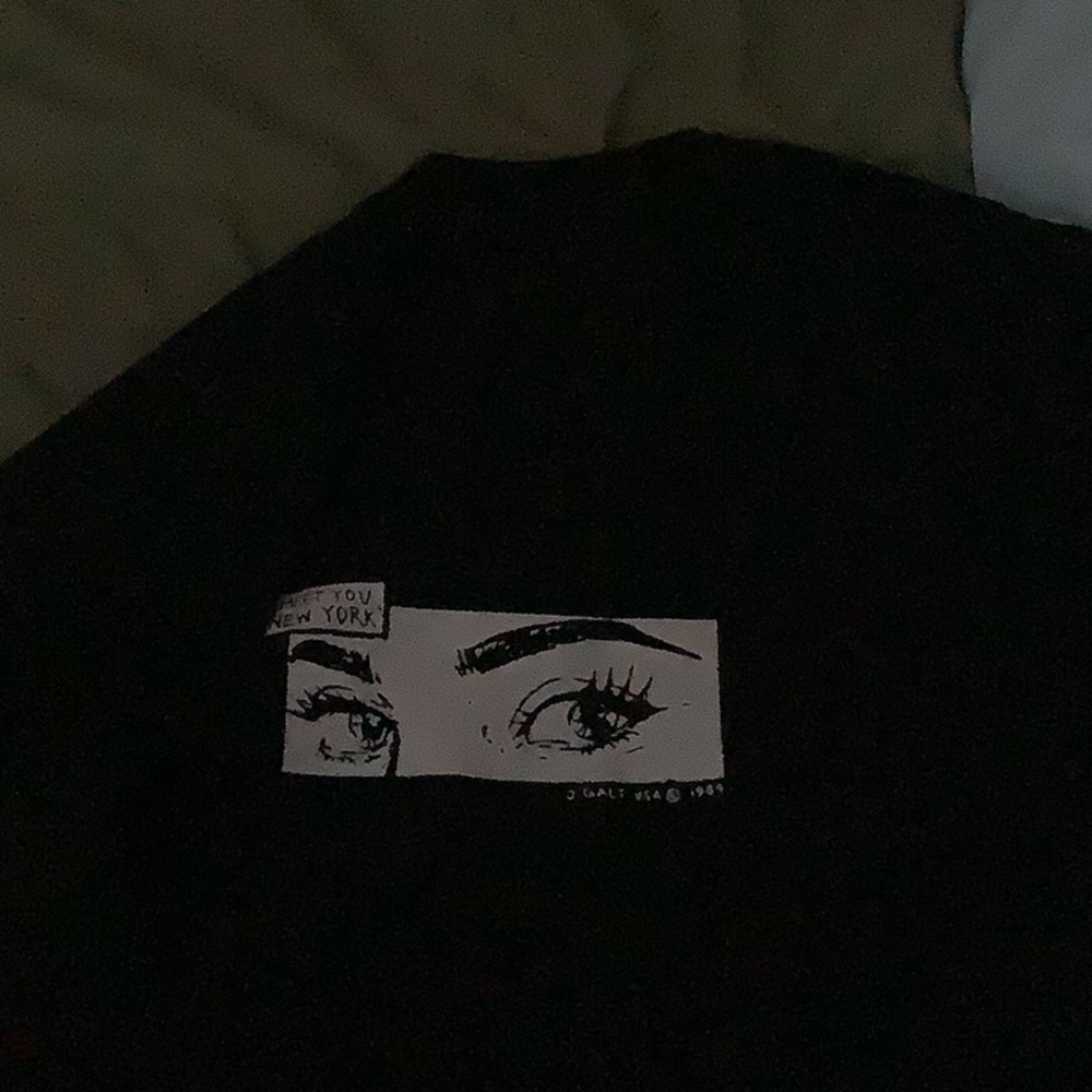 J halt/ brandy Melville t shirt